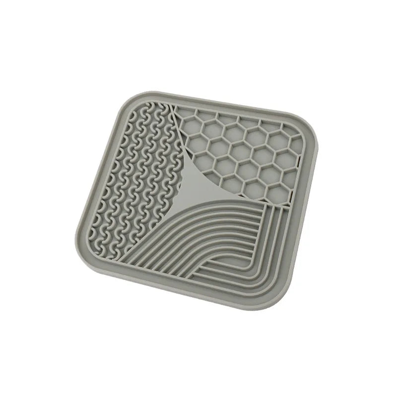 Anti-Choking Slow Feeder for Dogs & Cats - Slobberfeast